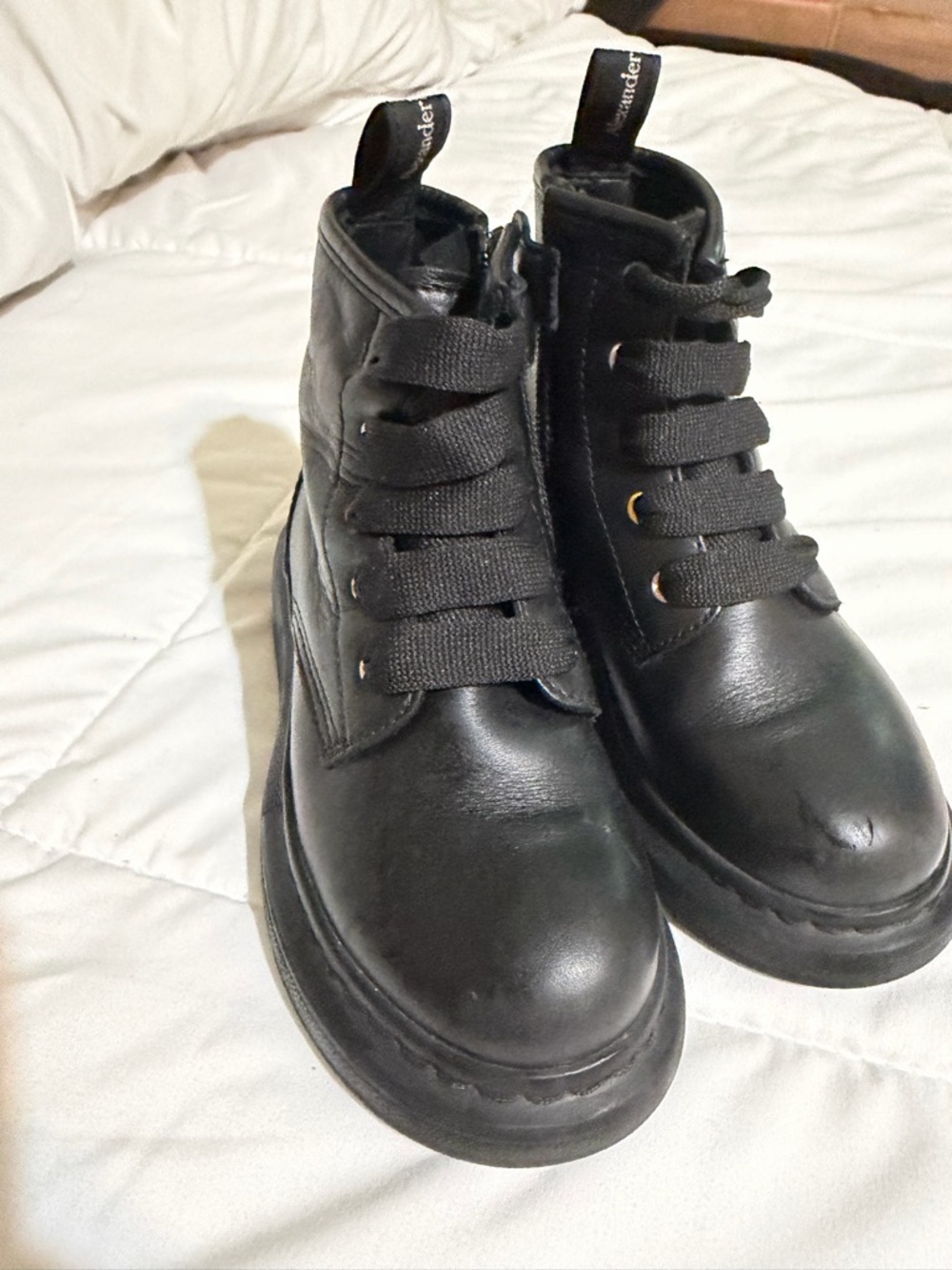 Alexander McQueen Kids Black Leather Lace-Up Boots